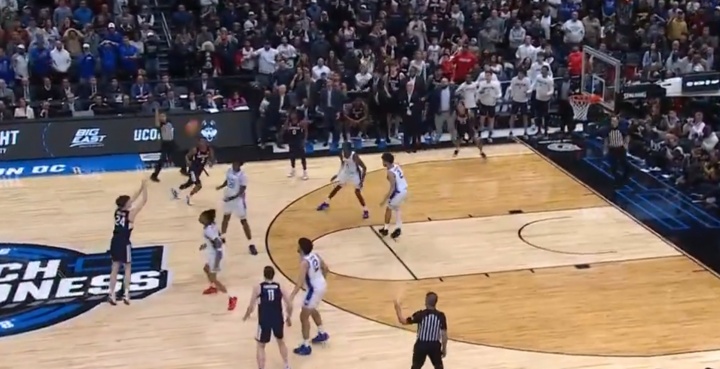 开云官网-魔术师：康大19分逆转杜克 马林斯超远压哨三分绝杀让我想起库里